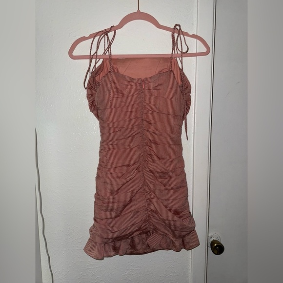 Lovers + Friends‎ Ruched Dress - Picture 3 of 3